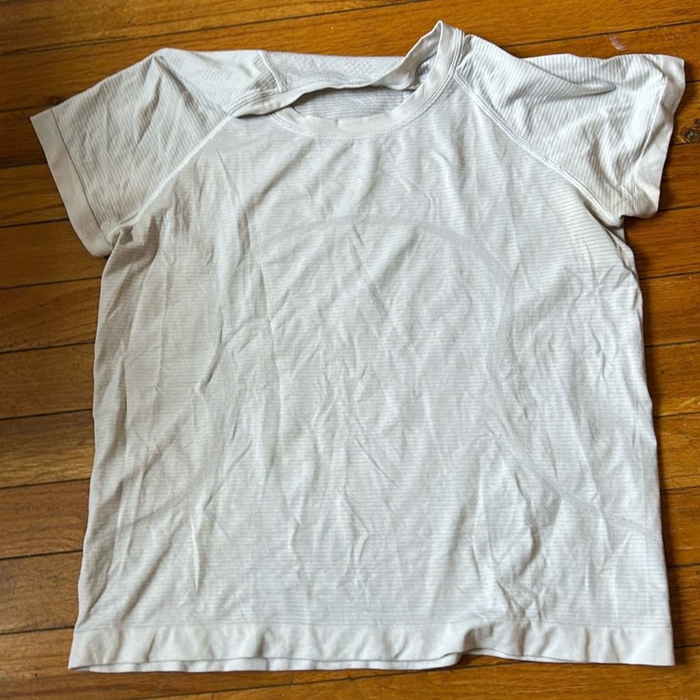 Lululemon Switfly Tech Short Sleeve t shirt 2.0 - size 10